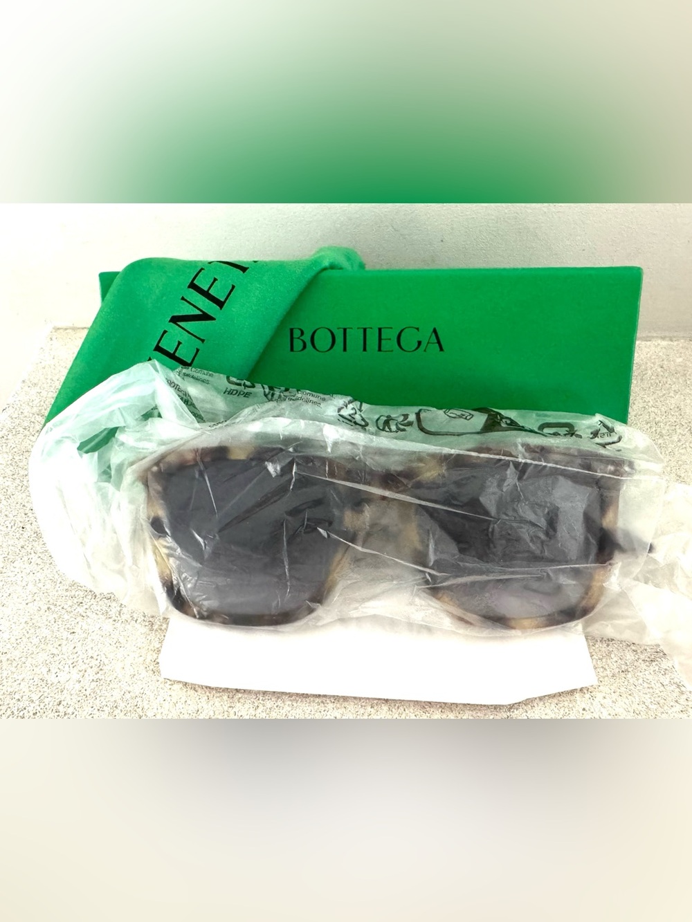 BOTTEGA VENETA - NEW - BV0251SA Havana Tortoise Blue Gradient Sunglasses - Picture 2 of 12